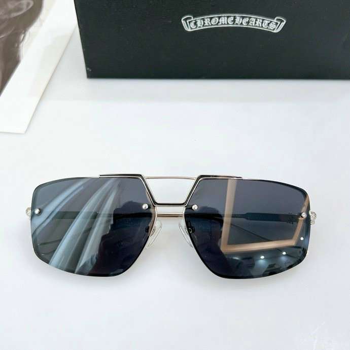 Picture of Chrome Hearts Sunglasses _SKUfw39500993fw